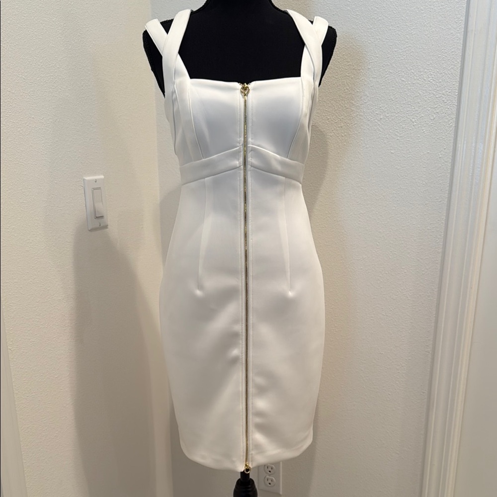 Calvin Klein  Elegant White Dress with Gold Zipper